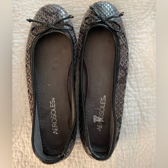 Aresole Black Ballet Flats - Picture 1 of 4